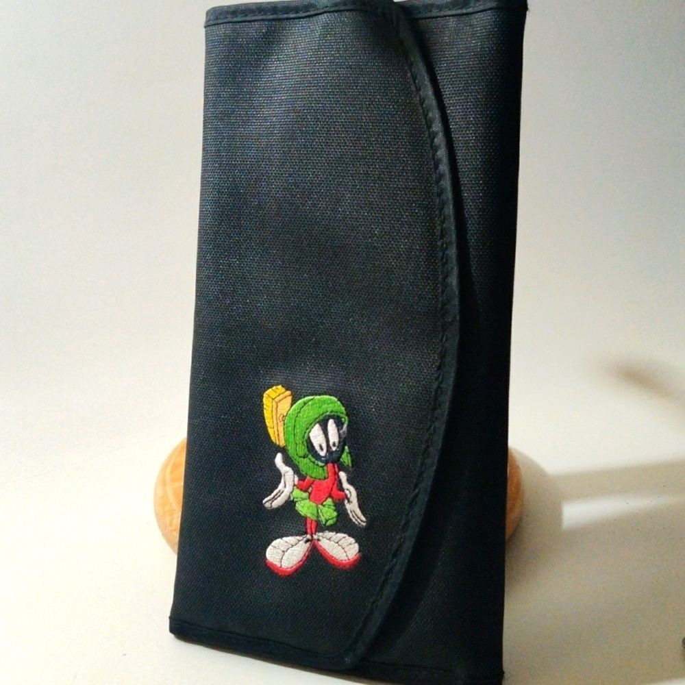 Warner Bros‎ Vintage Embroidered Marvin the Martian Black Accessories Clutch
